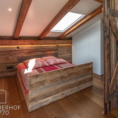 5 Sterne Penthouse-Loft Gut Stohrerhof Bis 4 Personen Dießen am Ammersee מראה חיצוני תמונה